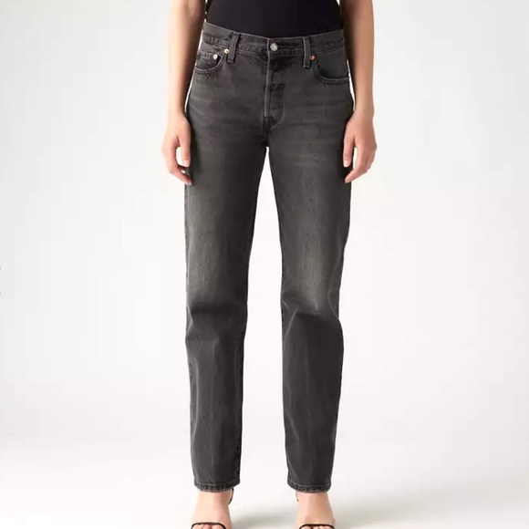 Levi’s 501 Button-fly Black Jeans Women’s W28 L32, Straight Leg Classic Mid-Rise - Picture 3 of 17